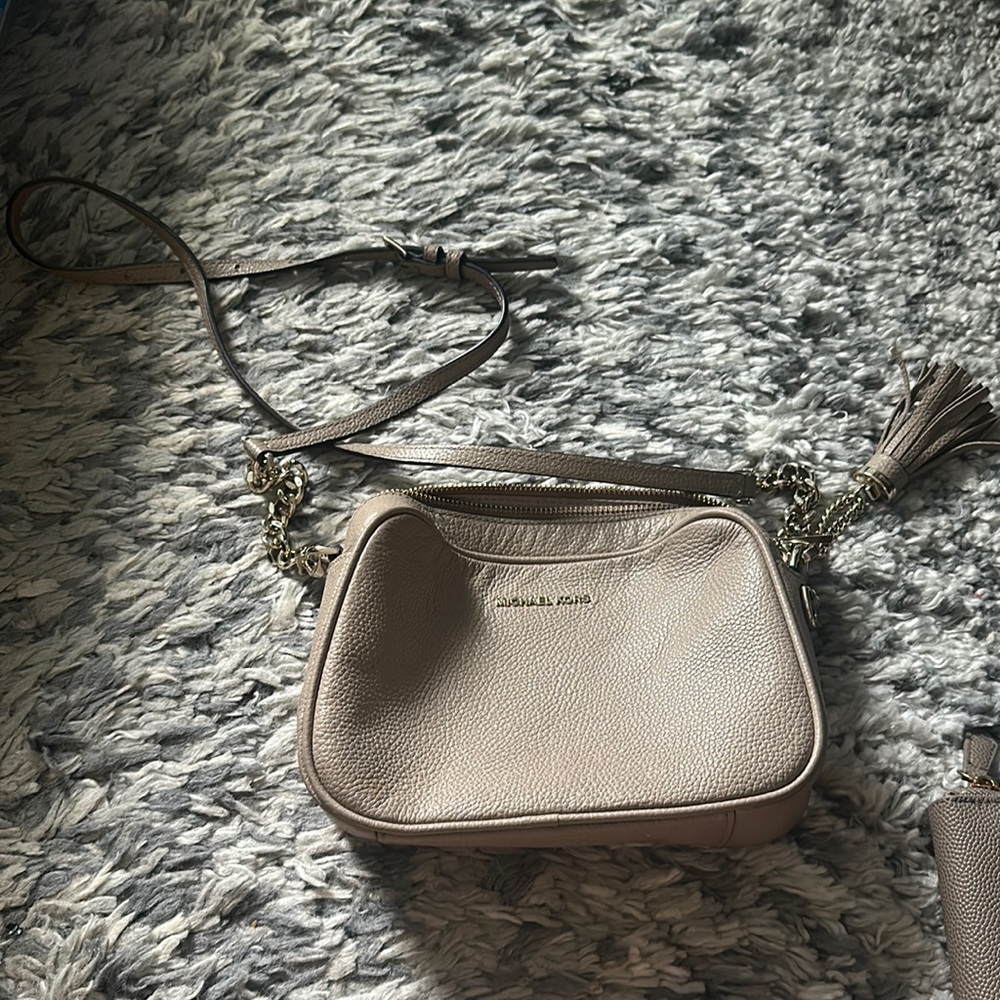 Michael Kors cream, Crossbody bag
